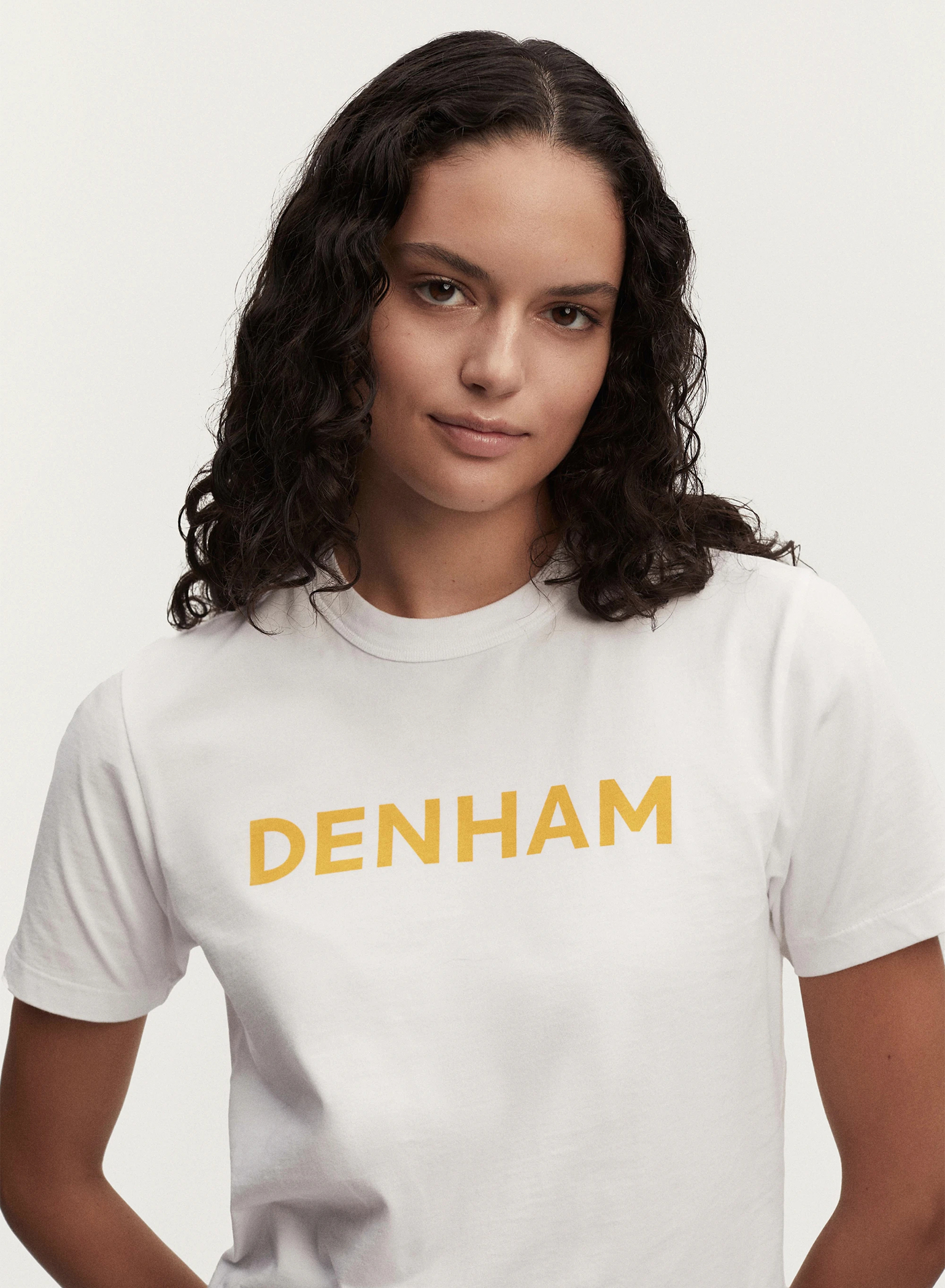 DENHAM(デンハム) |JESSICA DENHAM TEE MOJ