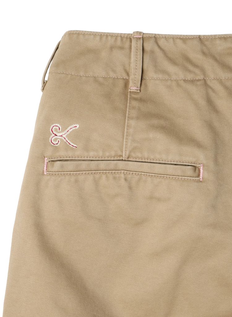 デンハムのチノパン a IN U CHINO アイテム詳細｜DENHAM（デンハム）日本公式