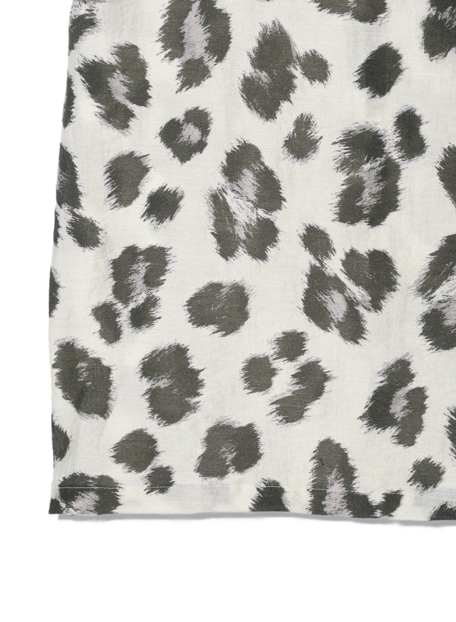ファッションシーンで話題のこれから流行るブランド12選 LEOPARD SHIRT アイテム詳細｜DENHAM（デンハム）日本公式 帽子