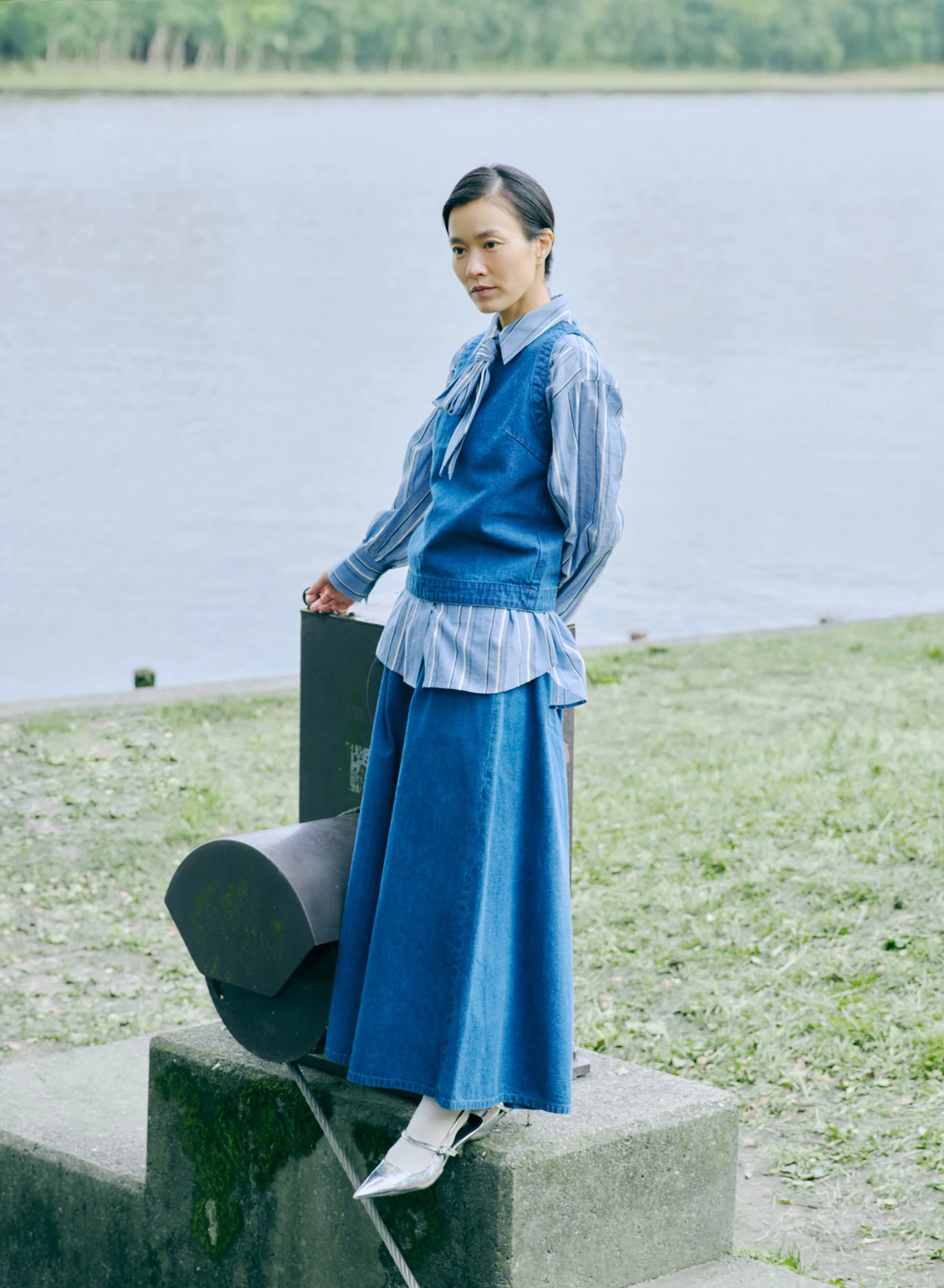 DENHAM(デンハム) |DENIM FLARE PANTS