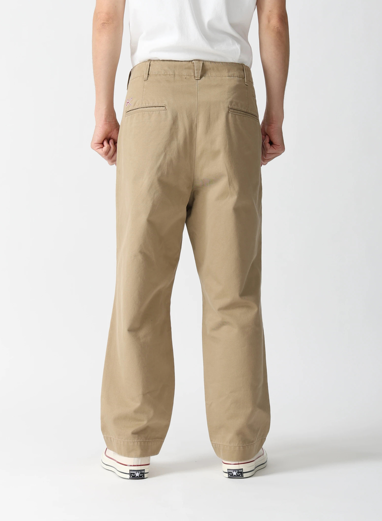 a IN U CHINO PANTS アイテム詳細｜DENHAM（デンハム）日本公式