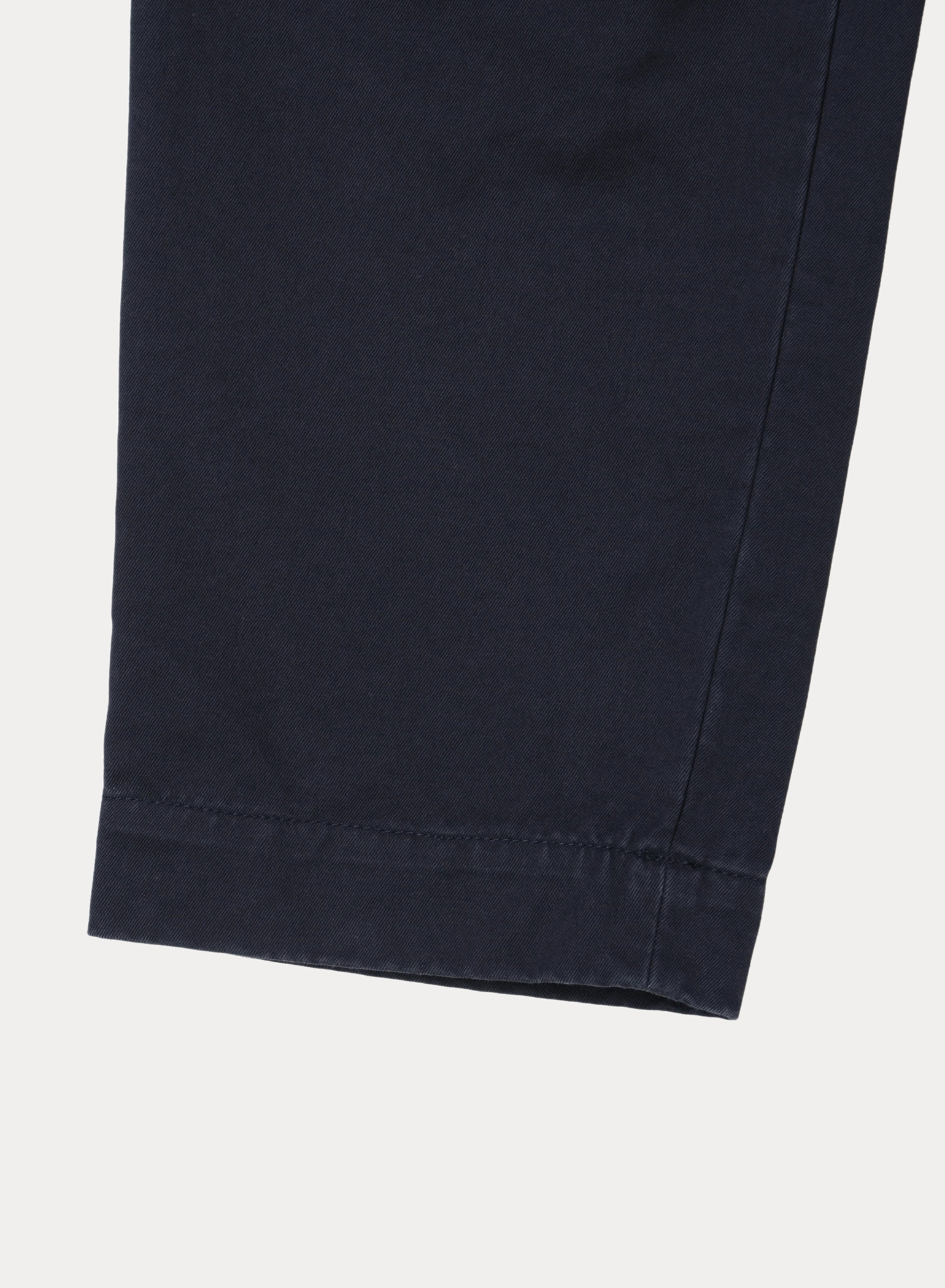 a IN U CHINO PANTS アイテム詳細｜DENHAM（デンハム）日本公式