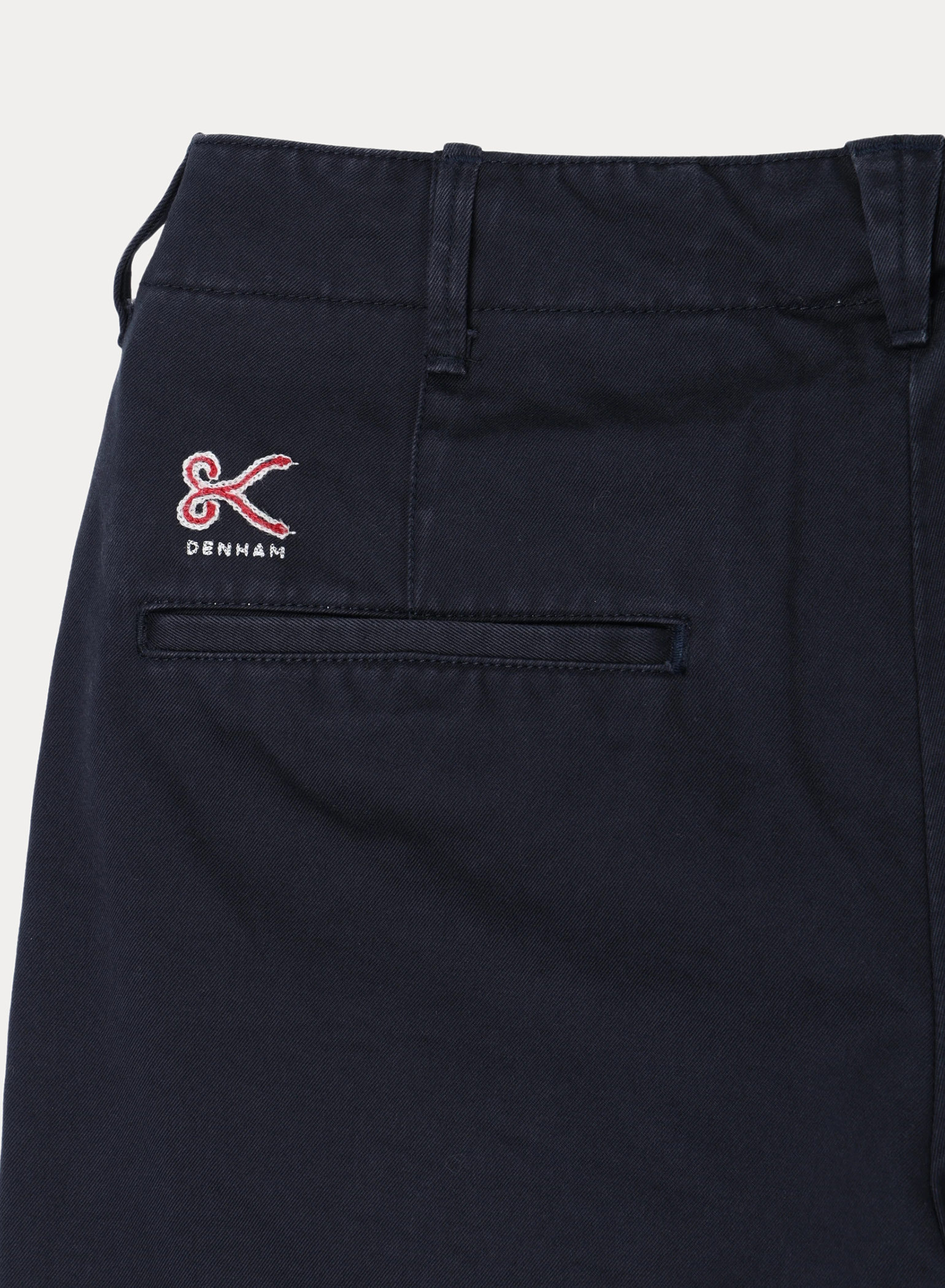 a IN U CHINO PANTS アイテム詳細｜DENHAM（デンハム）日本公式